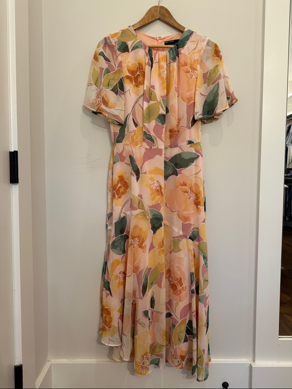 Maggy London Peach & Pink Floral Midi Dress